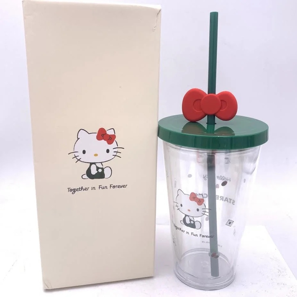 Starbucks Hello Kitty Green Tumbler with Straw